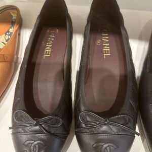 CHANEL Black Leather Loafers with Bow